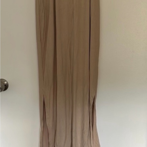 Petal and Pup wilabelle and xanthia dresses - Picture 7 of 11